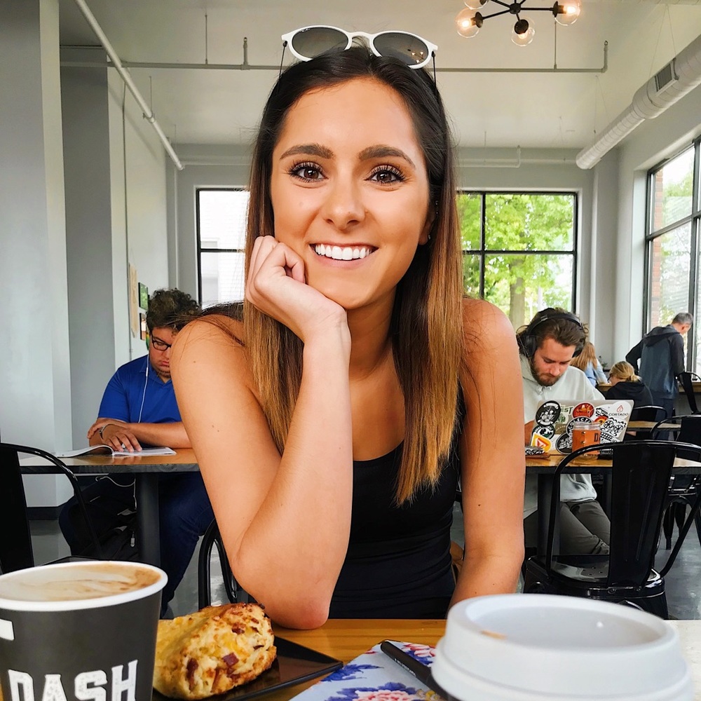 Meet your Posher, Lauren